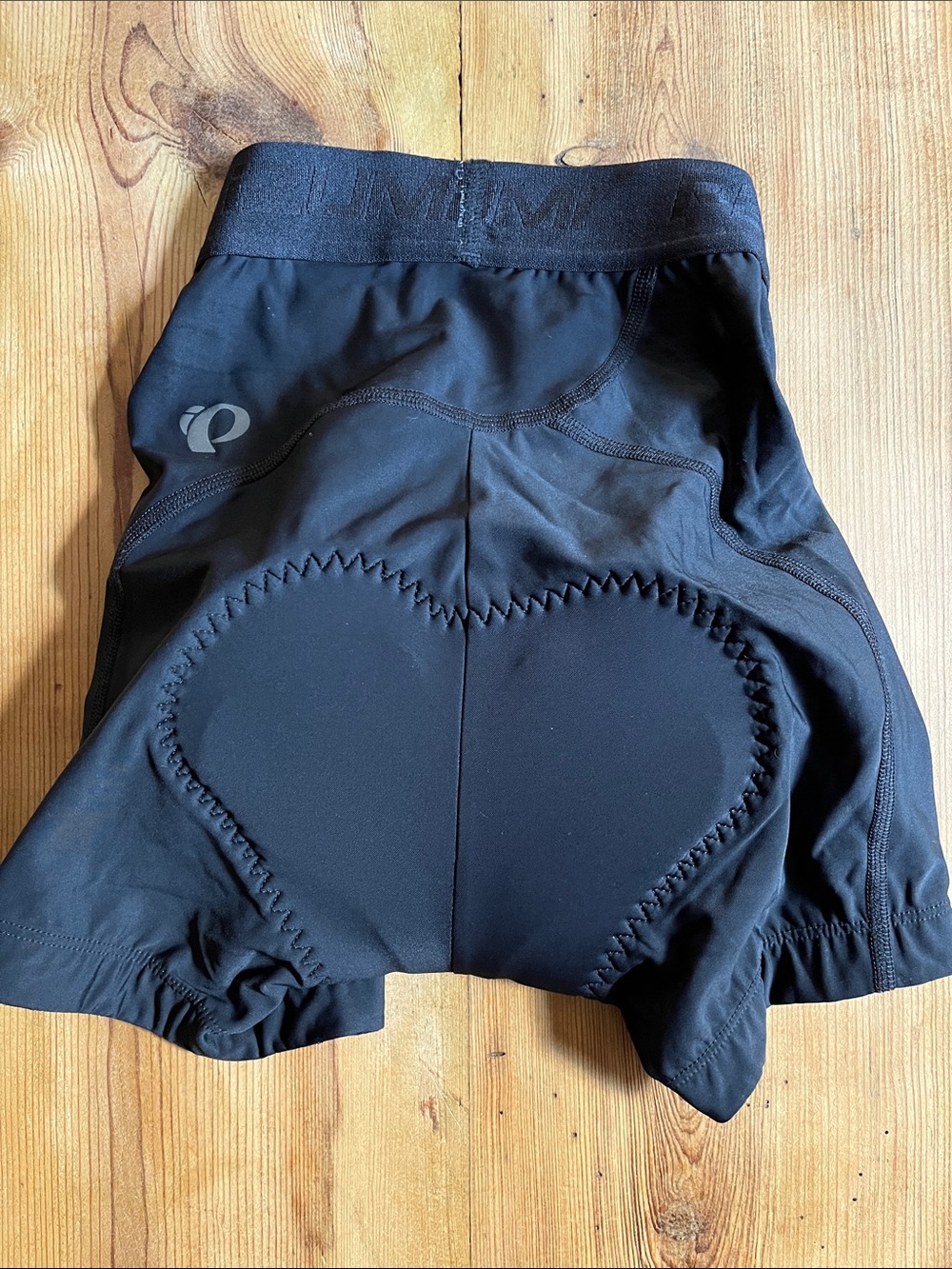 PEARL IZUMI S Black Junior Quest Shorts Chamois Pad Cycling Biking Racing